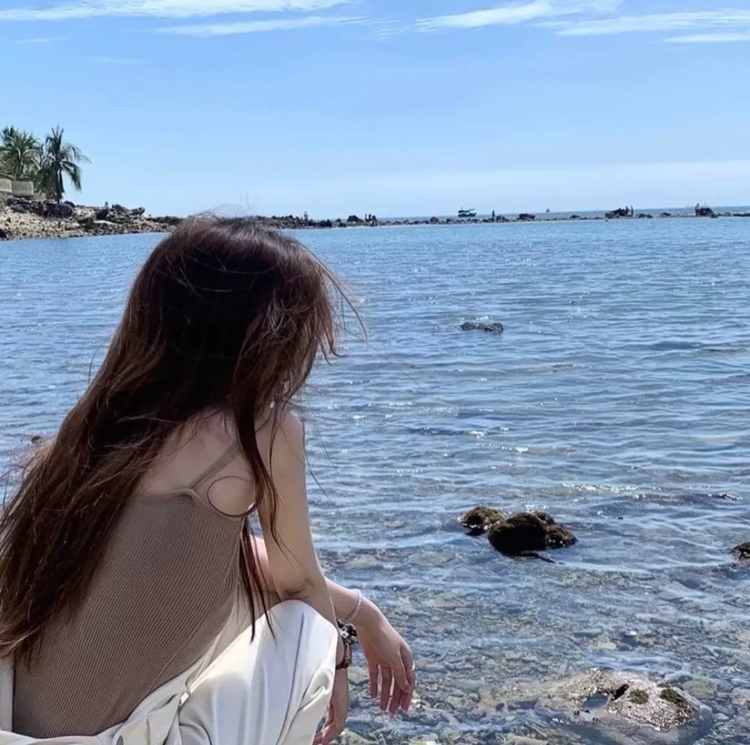 怪诞夏日